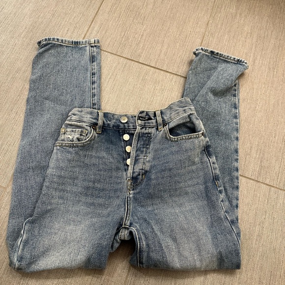 PacSun Light High Waisted Straight Leg Jeans - Picture 2 of 4